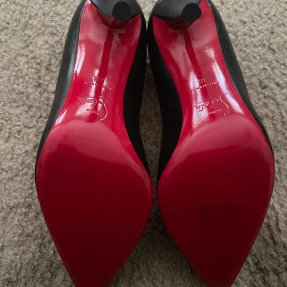 Apostrophe pump Christian Louboutin size 38-Fits 7 1/2 to 8. With bag, box &tips - Picture 2 of 11